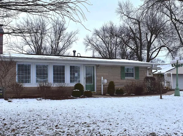 2100 Wilshire Dr, Frankfort, IN 46041