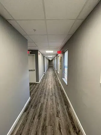 1 bed, $1,718 — Photo 3