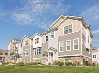 4795 Huckleberry Ct, Minnetrista, MN 55331