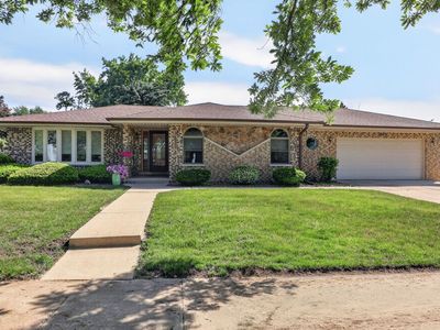 (Undisclosed Address), Downers Grove, IL, 60516