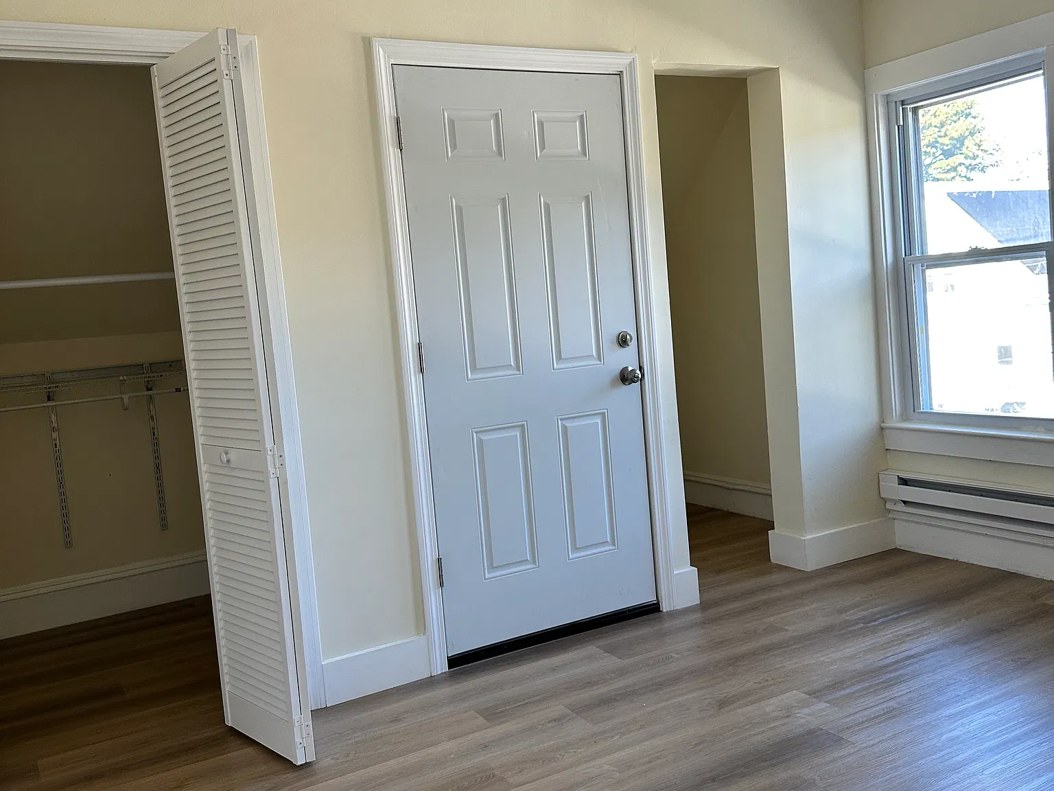 1 bed, 500 sqft, $1,850 — Photo 2