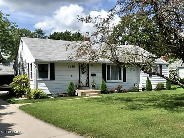 3438 Ravenwood Blvd, Toledo, OH 43614