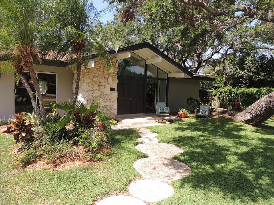 1st image of 445 Indian Creek Dr