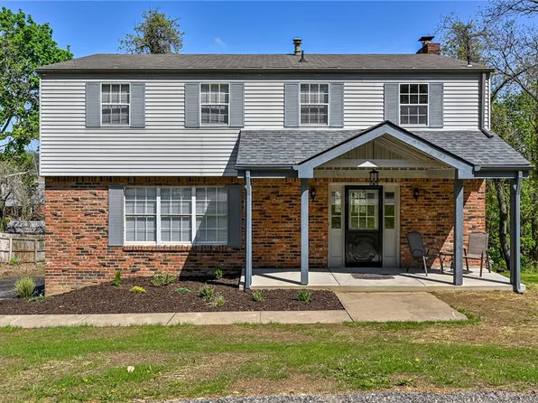 110 Weaver Dr, Glenshaw, PA 15116