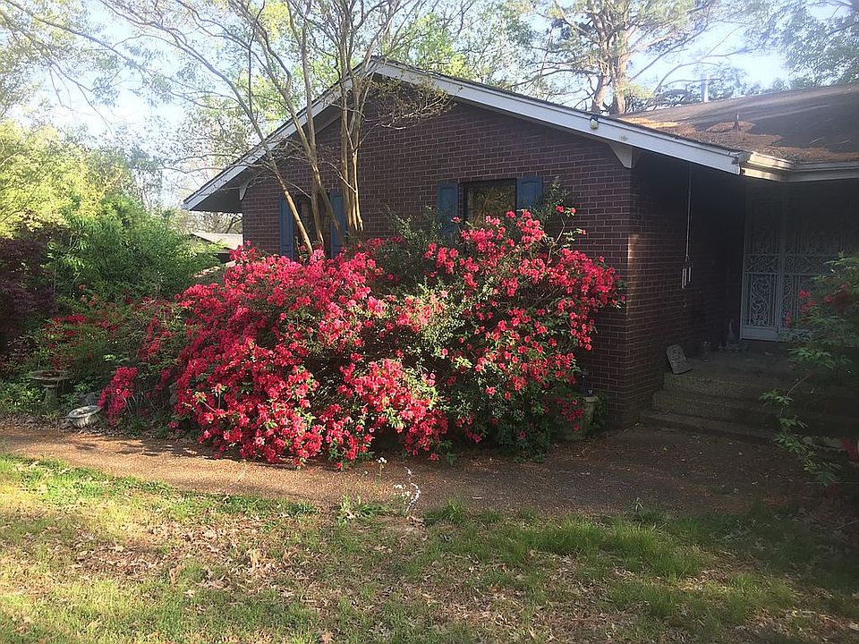 1st image of 4613 Big Horn Dr N