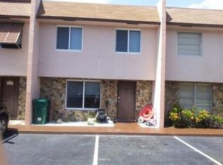 6626 SW 41st Pl, Davie, FL 33314