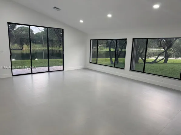 2360 Dover, Weston, FL 33326