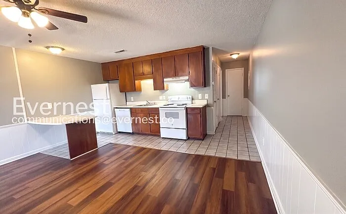 1 bed, 1.0 bath, 703 sqft, $675 — Photo 3