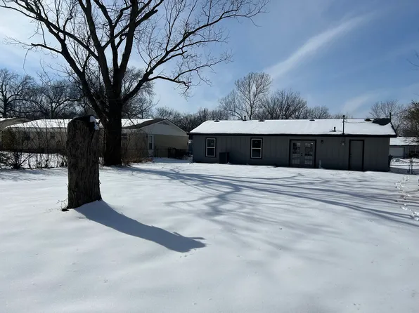 506 N Washington Ave, Wagoner, OK 74467