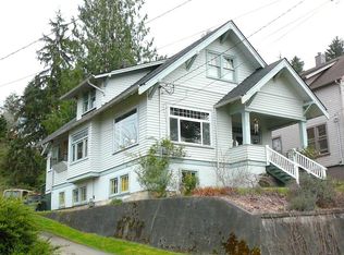 664 38th St, Astoria, OR 97103