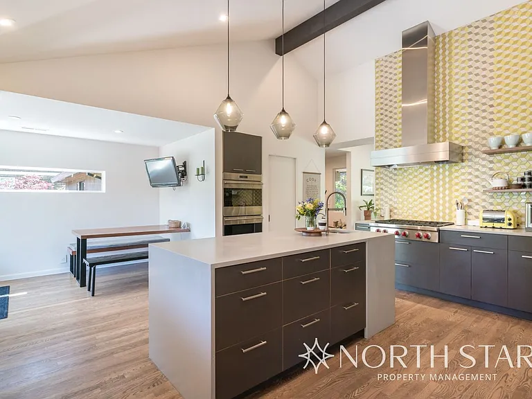 1235 Chandler Rd — Photo 15