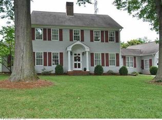 451 Westoak Trl, Winston Salem, NC 27104