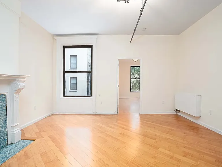 312 W 101st St #6 — Photo 3
