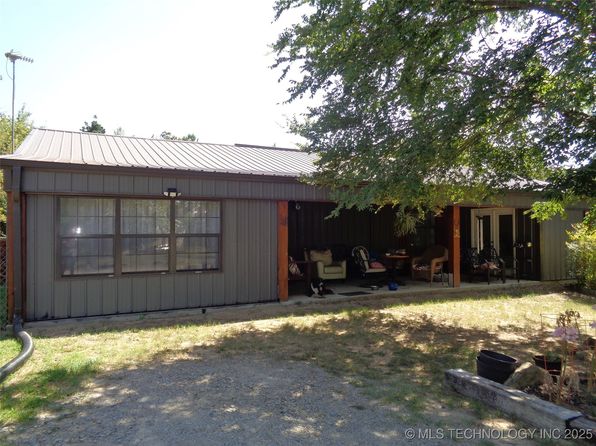 326 Scroggins Rd, Eufaula, OK 74432