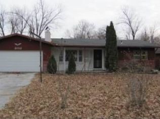 2132 S Lone Pine Ave, Springfield, MO 65804