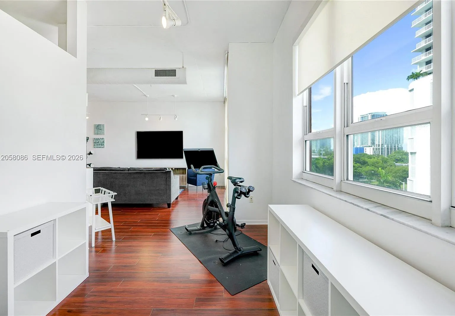 Cite Condo — Photo 4