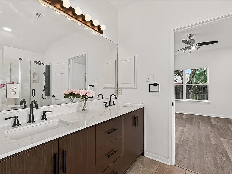 5535 Gable Meadows Dr — Photo 39