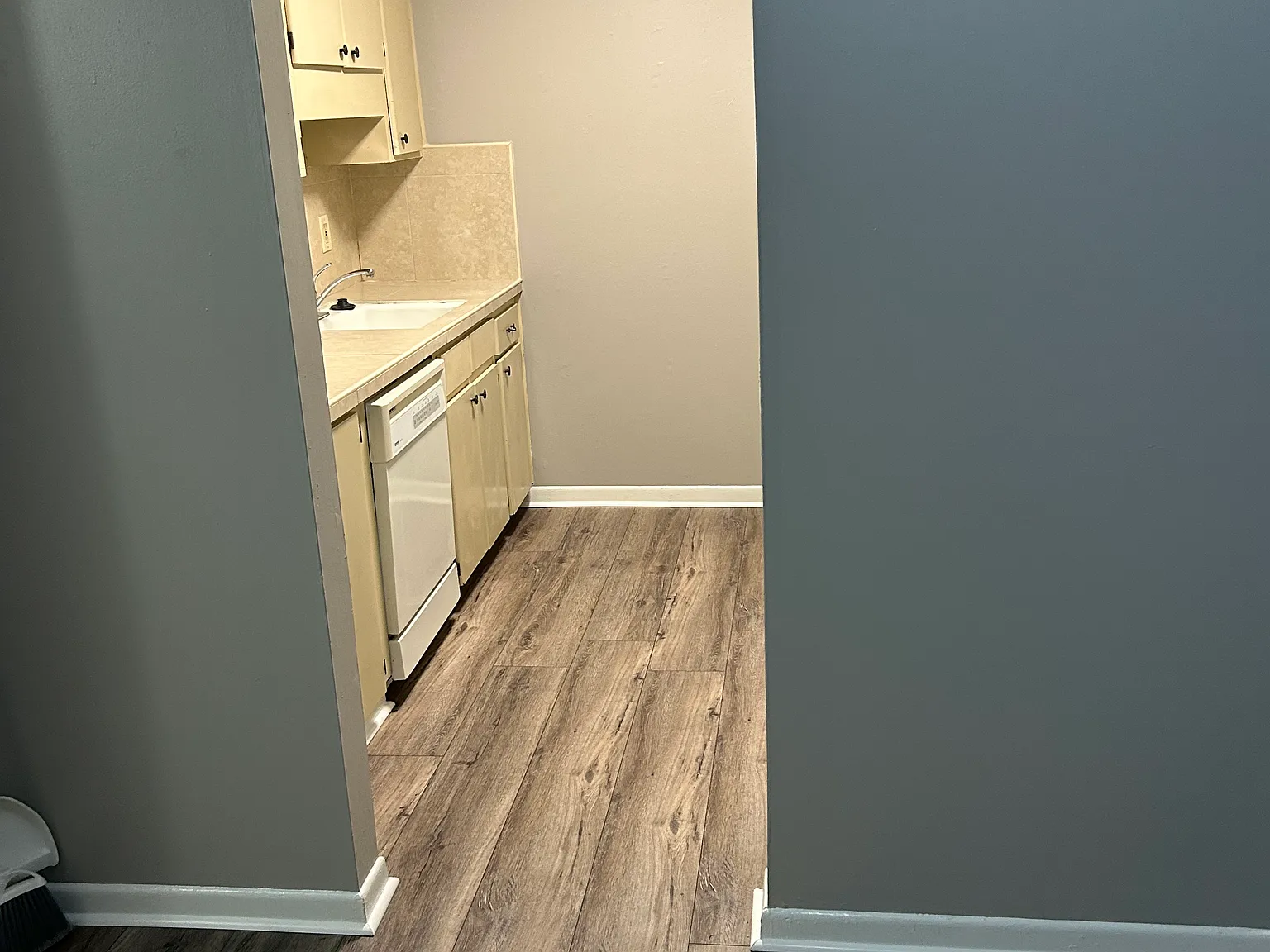 145 Picardy Villa Cir — Photo 3