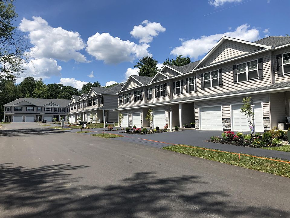Front Elevation Of Ridge Manor Court