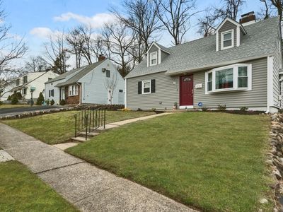 11 Kenwood Rd, Hawthorne, NJ, 07506