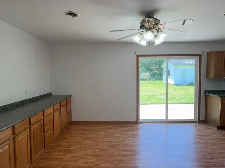 94 Vandergrift Dr — Photo 14
