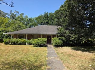 324 Sherwood Forest Blvd, Baton Rouge, LA 70815