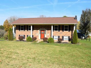 2328 Covington Dr, Morristown, TN 37814