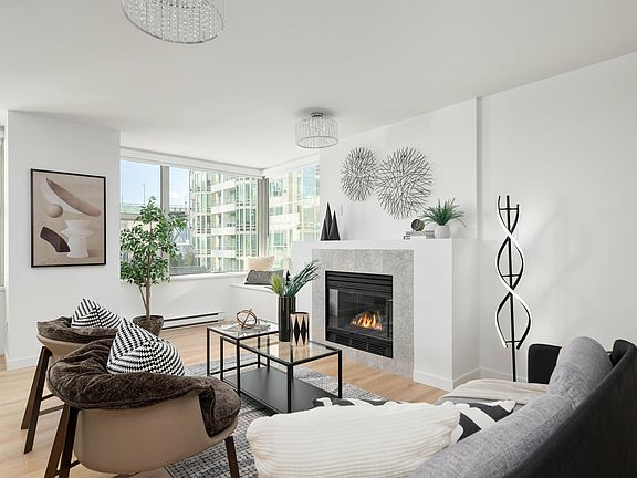 3rd image of 1500 Hornby St #607
