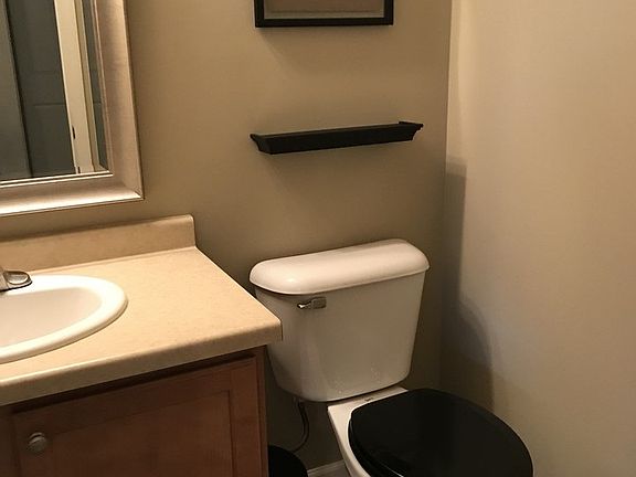 5th image of 1312 North Bay Ct