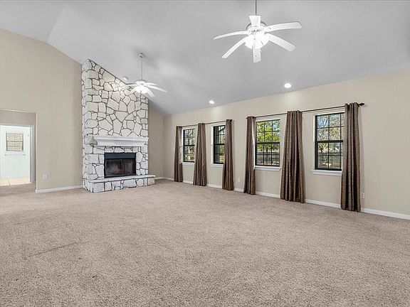 3rd image of 17325 McLean Rd #104