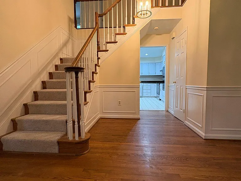 3502 Holly Rd — Photo 2