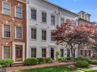 1830 Potomac Greens Dr, Alexandria, VA 22314