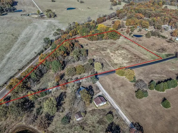 17005 Dunklin Rd, Lebanon, MO 65536