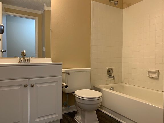 3rd image of 10567 Windingway Dr