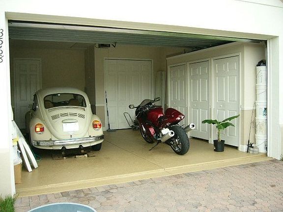 2 car garage w/costom closets