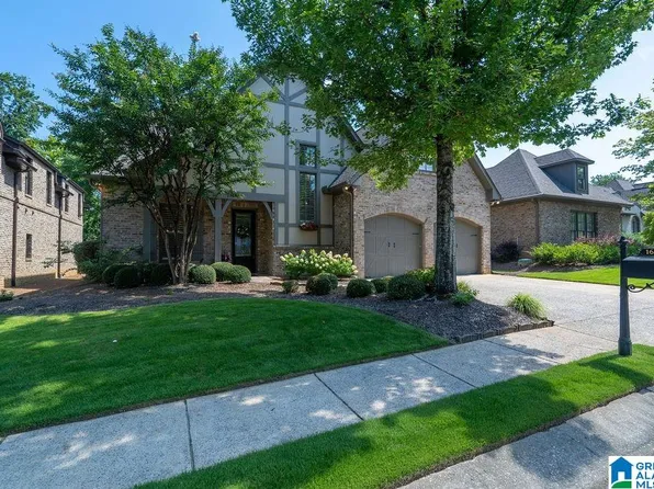 1664 Warren Ln, Birmingham, AL 35243