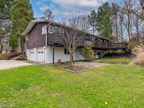 5th image of 3340 Barrett Rd
