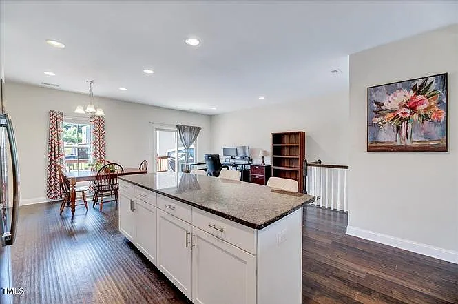 1008 Drayman Pl — Photo 18