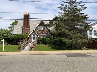 205 Westside Ave, Freeport, NY 11520
