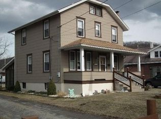 206 Bedford St, Hollidaysburg, PA