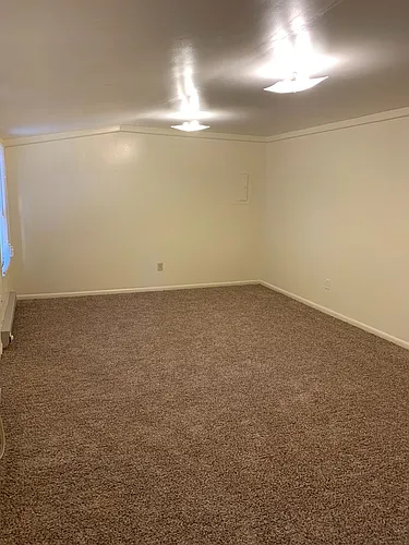 500 Wilson Ave Photo 1