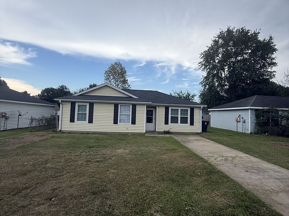 1st image of 109 Mauldon Ct
