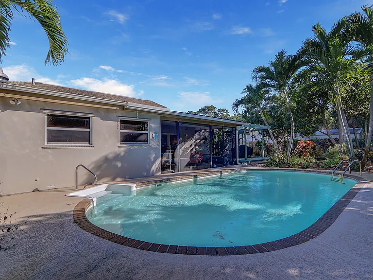 5140 Laird Ln — Photo 33