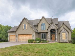 10275 Kill Creek Rd, De Soto, KS 66018