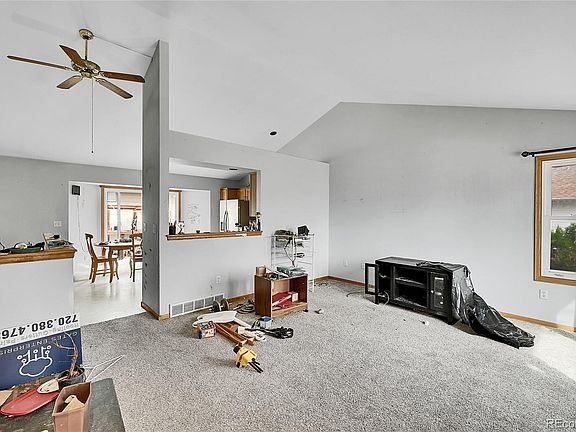 4th image of 2327 11th Street SW