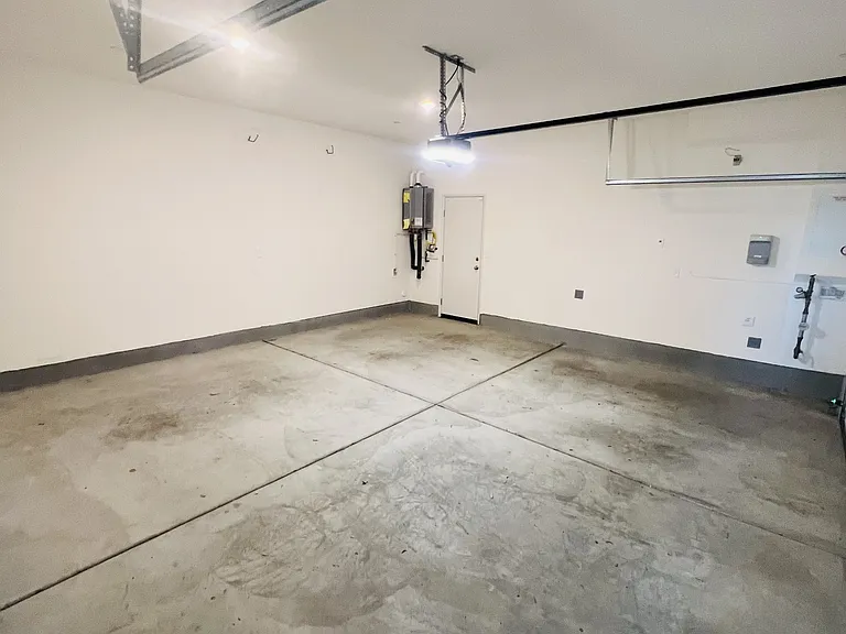 40383 Birchfield Dr — Photo 10