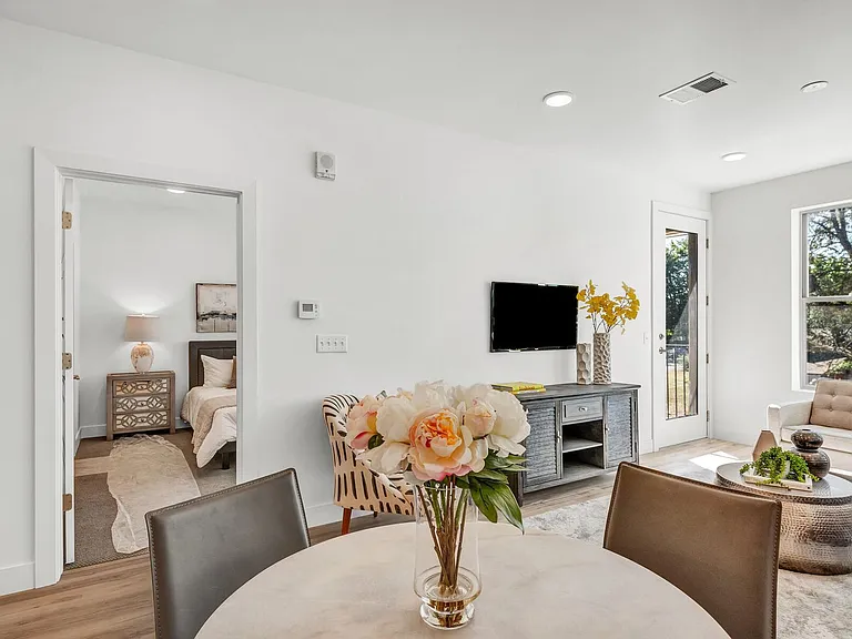 Apex at Perry Station - Modern Living at it's best! — Photo 27