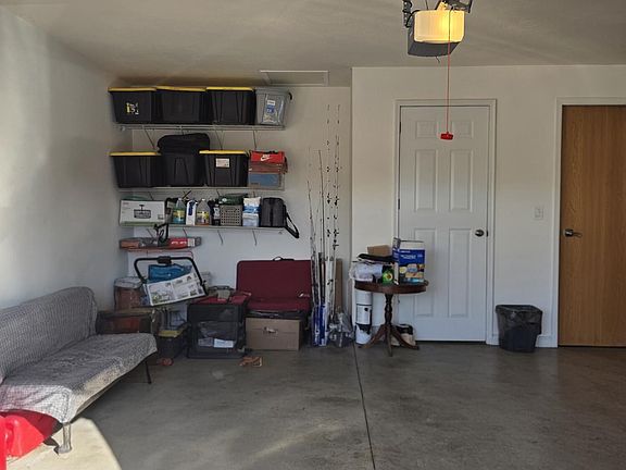 2nd image of 1120 N Colgate Avenue