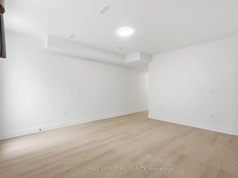 53 Bishop Ave #2 — Photo 24