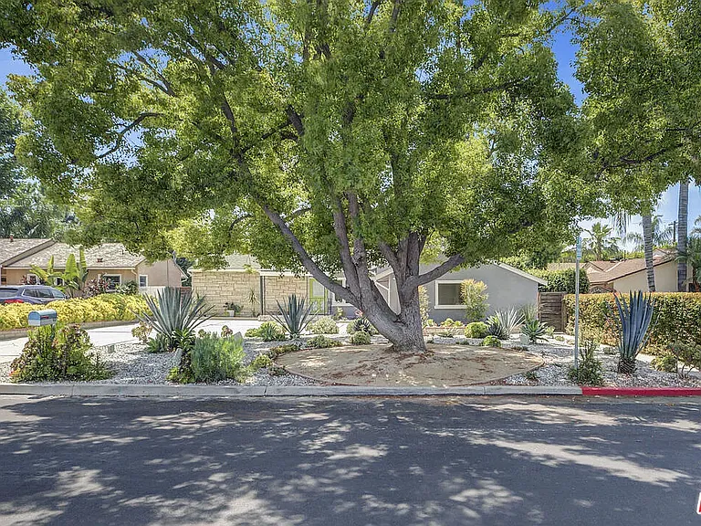 5127 Gaynor Ave — Photo 4